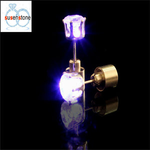 SUSENSTONE Earrings LED 1 Pair Of Personalized Fashion Dance Party Lights Flashing LED Ear Earring Bright Stud Earrings
